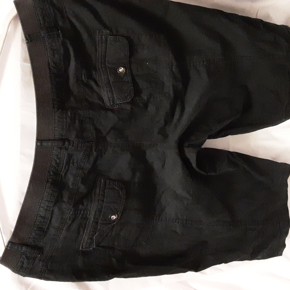 Shorts - Picture 2 of 2